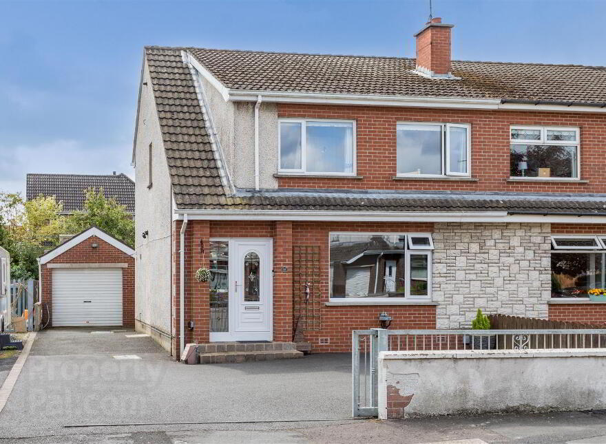 56 Oakdale, Ballygowan, BT23 5TT photo