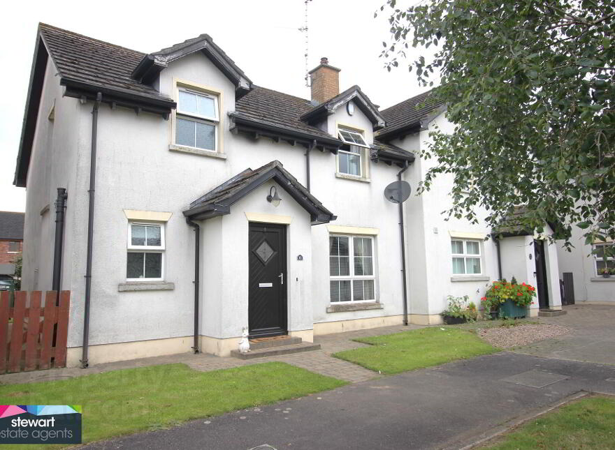 10 Iveagh Court, Blackskull, Dromore, Donaghcloney, BT25 1SF photo