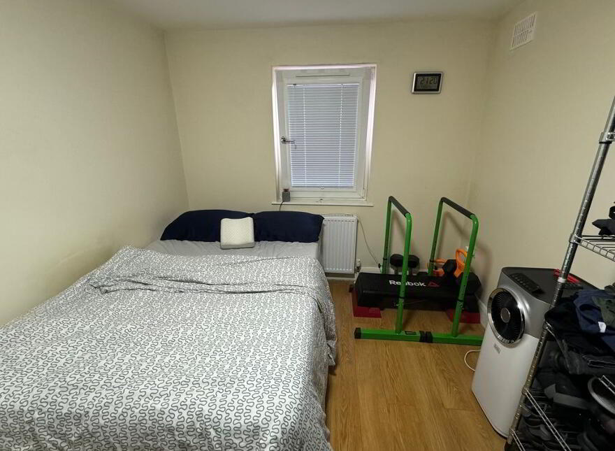 Flat 3, 75/77 Sandhurst Drive, Belfast, BT9 5AZ