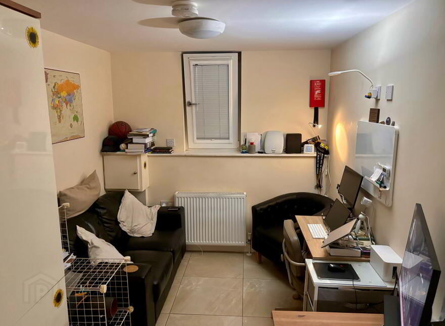 Flat 3, 75/77 Sandhurst Drive, Belfast, BT9 5AZ