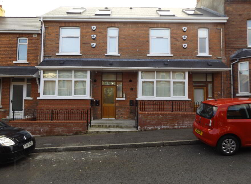 Flat 3, 75/77 Sandhurst Drive, Belfast, BT9 5AZ photo