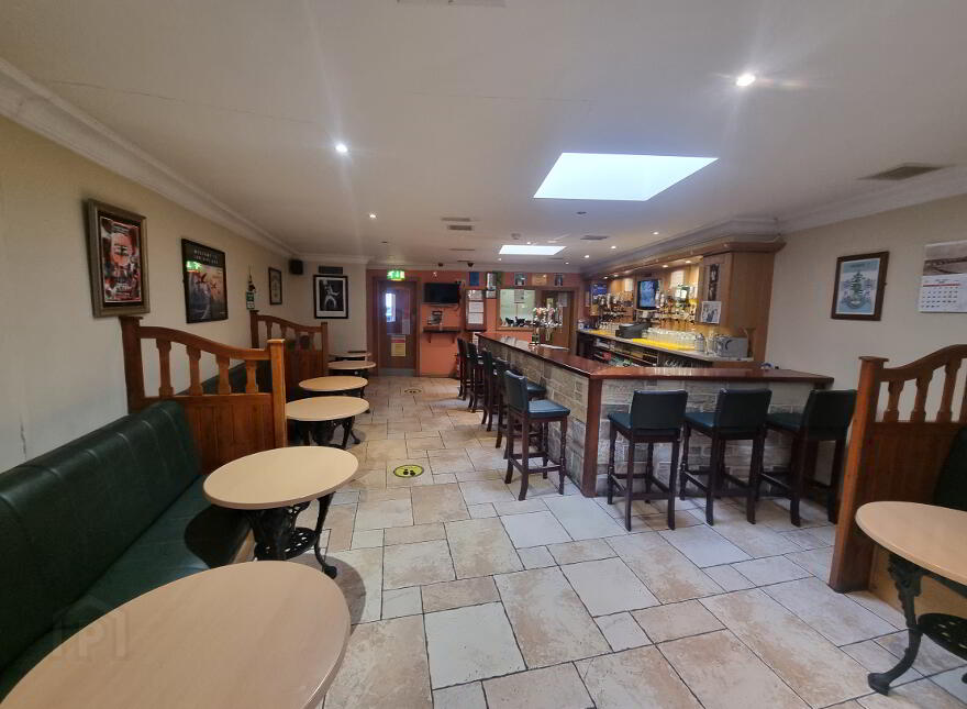 Junior's Bar, 26 Bridge Street, Strabane, BT82 9AE