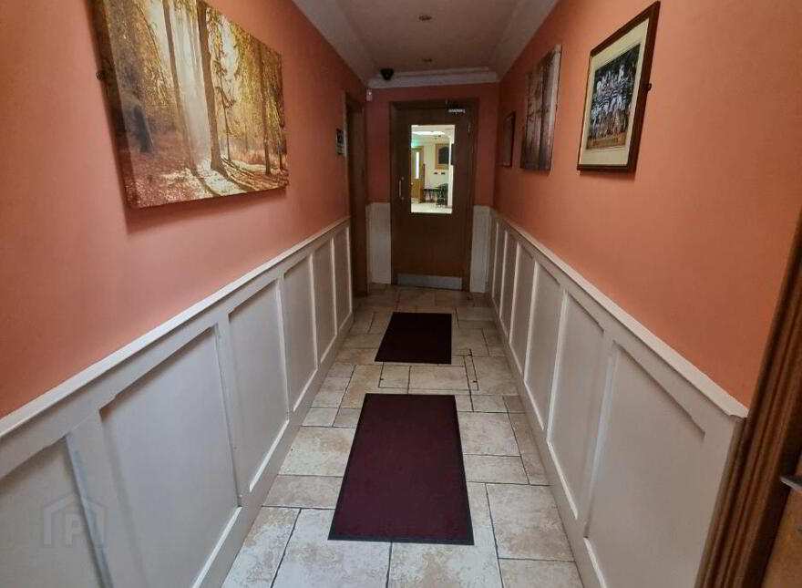 Junior's Bar, 26 Bridge Street, Strabane, BT82 9AE
