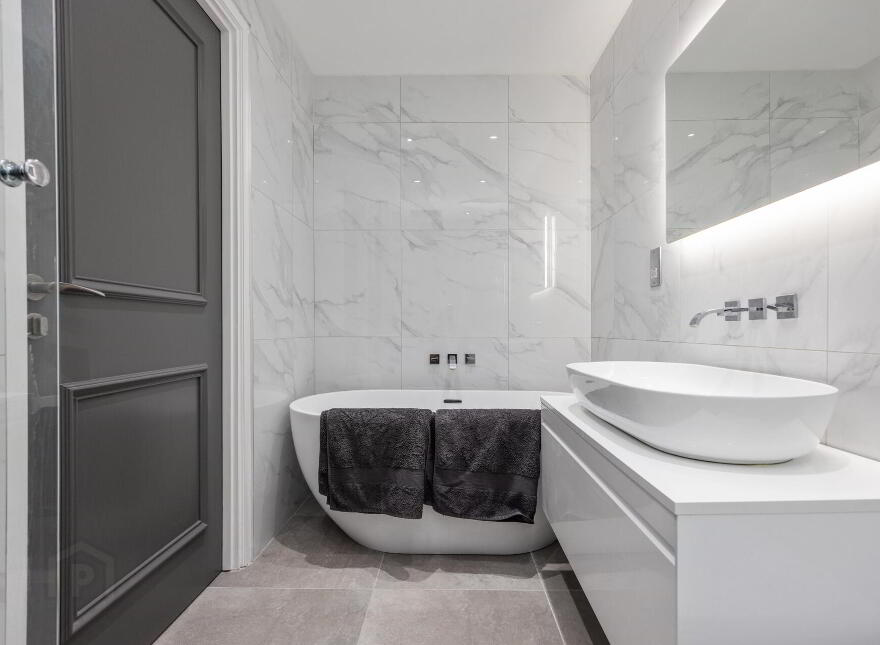 25-06 Obel, 62 Donegall Quay, Belfast, BT1 3NJ