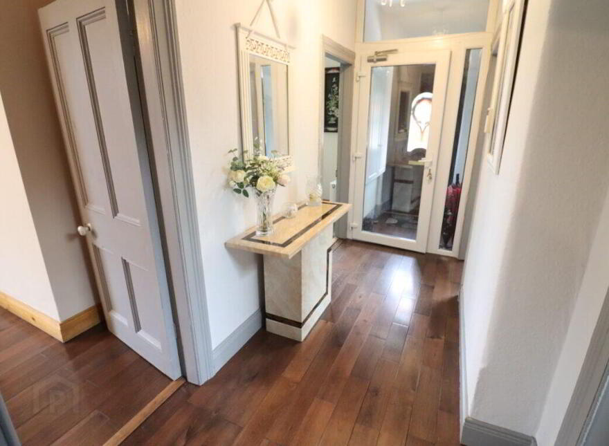 Rock Cottage, Cork Road, Carrigaline, Cork, P43V966