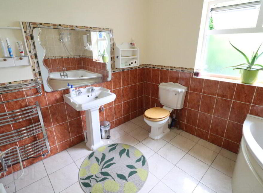 Rock Cottage, Cork Road, Carrigaline, Cork, P43V966