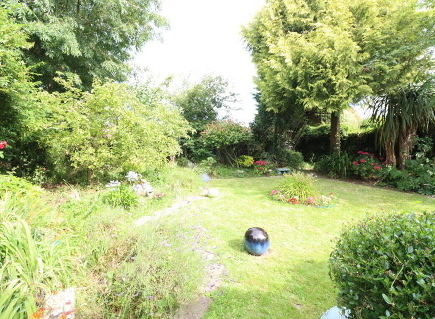 Rock Cottage, Cork Road, Carrigaline, Cork, P43V966