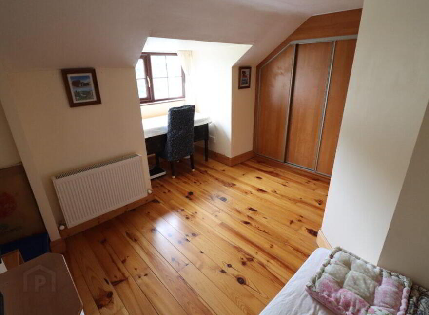 Rock Cottage, Cork Road, Carrigaline, Cork, P43V966