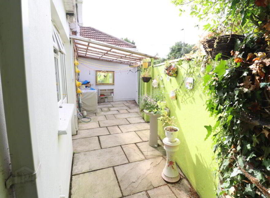 Rock Cottage, Cork Road, Carrigaline, Cork, P43V966