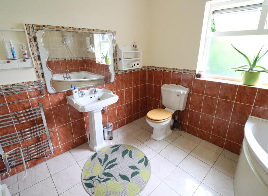 Rock Cottage, Cork Road, Carrigaline, P43V966