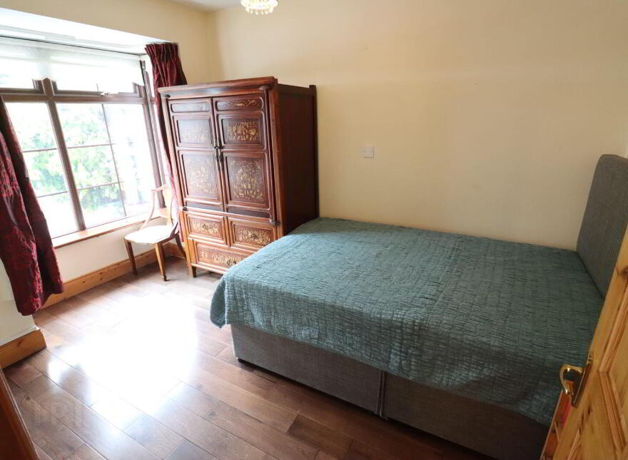 Rock Cottage, Cork Road, Carrigaline, P43V966
