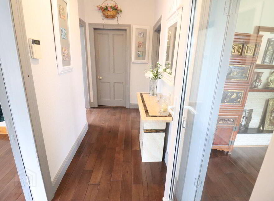 Rock Cottage, Cork Road, Carrigaline, P43V966