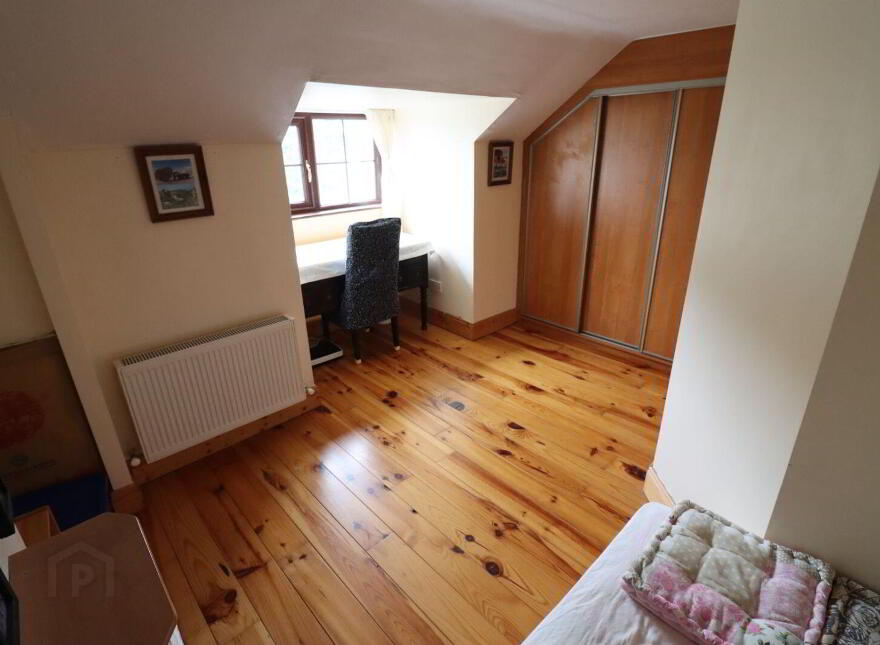 Rock Cottage, Cork Road, Carrigaline, P43V966