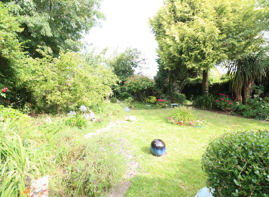 Rock Cottage, Cork Road, Carrigaline, P43V966