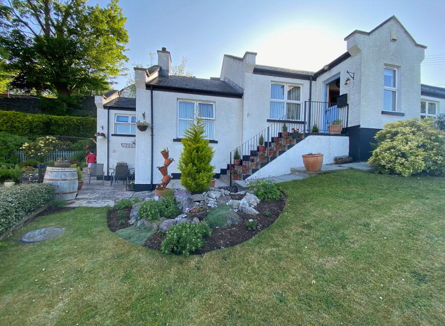 12 Gleno Village, Larne, Carrickfergus, BT40 3LG