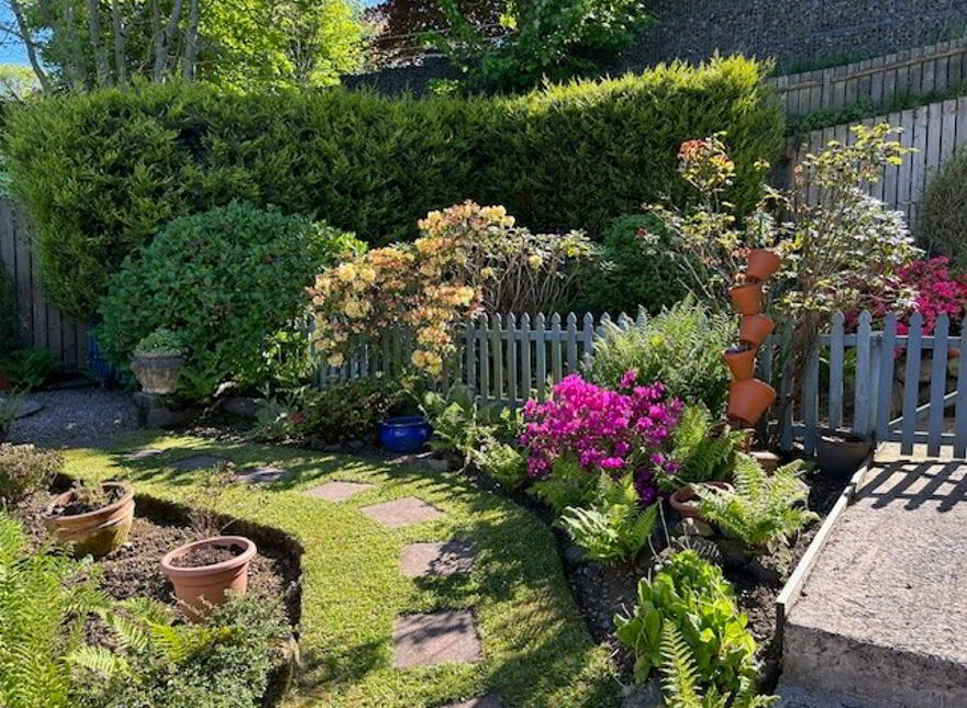 12 Gleno Village, Larne, Carrickfergus, BT40 3LG