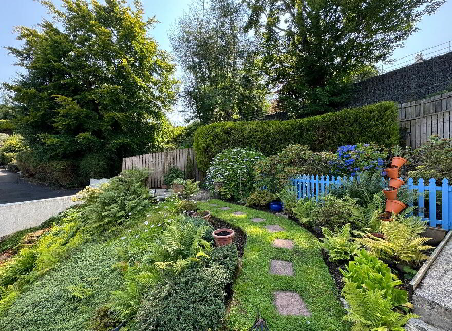12 Gleno Village, Larne, Carrickfergus, BT40 3LG
