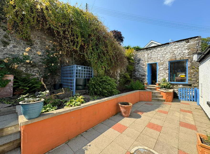 12 Gleno Village, Larne, Carrickfergus, BT40 3LG