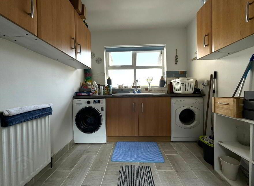 12 Gleno Village, Larne, Carrickfergus, BT40 3LG