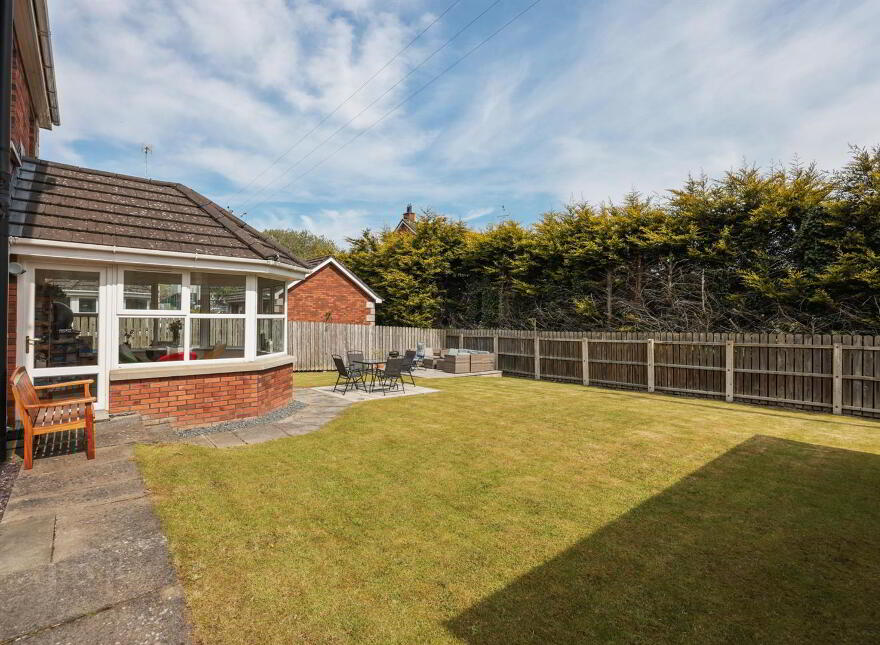 2 Strangford Avenue, Strangford Road, Downpatrick, BT30 6WL
