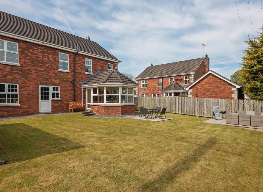 2 Strangford Avenue, Strangford Road, Downpatrick, BT30 6WL