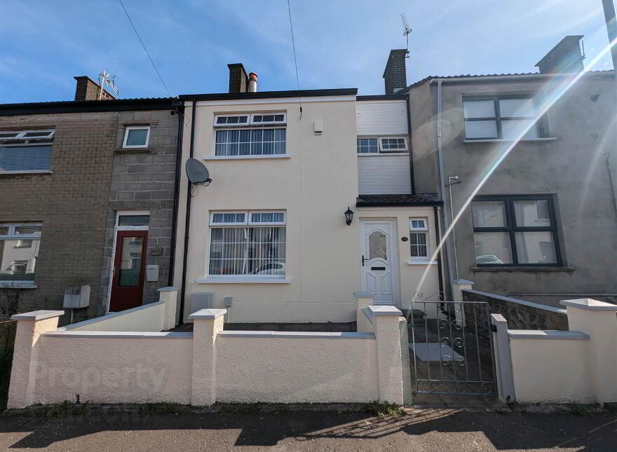 34 Spencer Street, Holywood, BT18 9DN photo