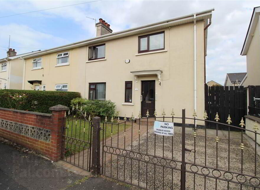 10 Rosebery Gardens, Belfast, BT6 8JG photo