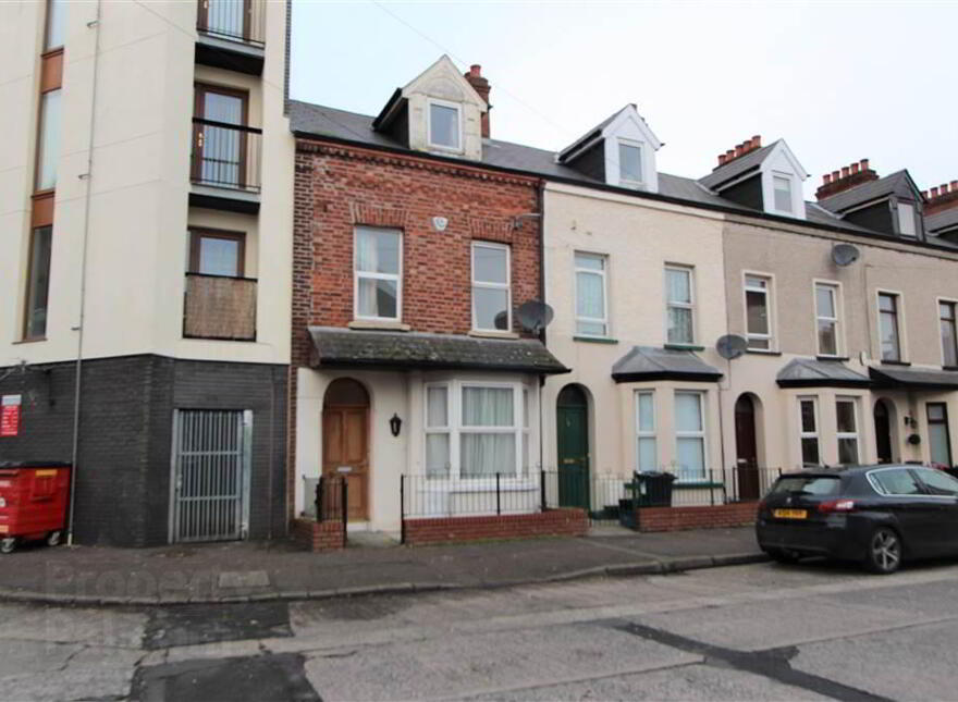 12 Oceanic Avenue, Off Antrim Road, Belfast, BT15 2HS photo