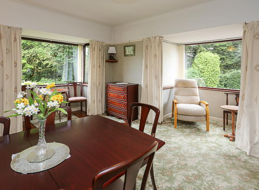 4 Sloans Avenue, The Roundabout, Saintfield Road, Carryduff, BT8 8DG