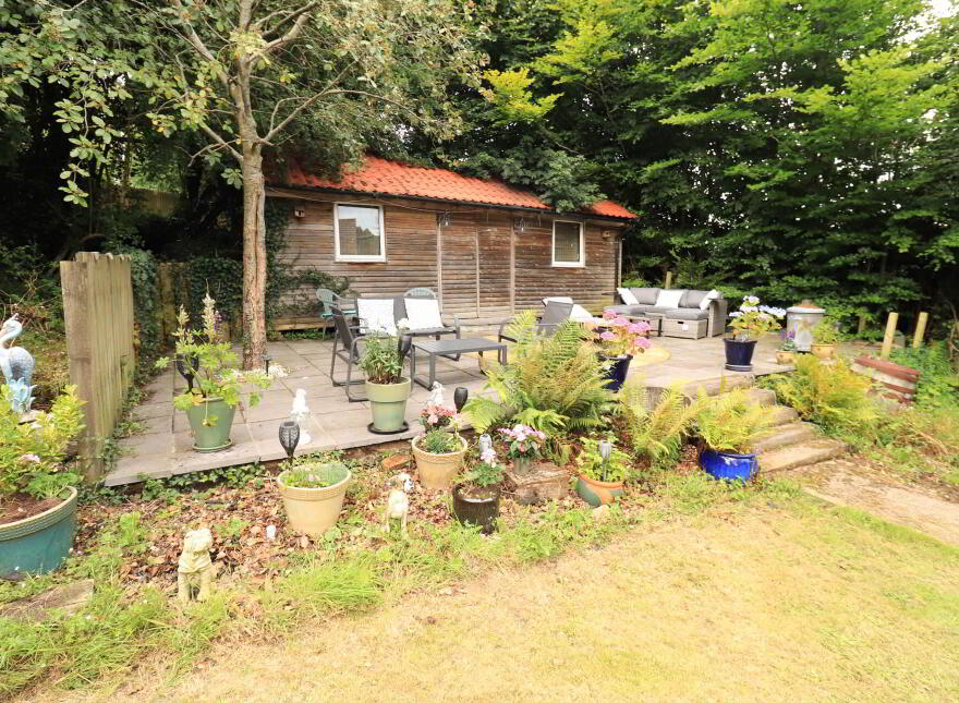 12 Drumlyon Drive, Enniskillen, BT74 5LP