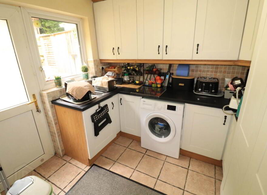 12 Drumlyon Drive, Enniskillen, BT74 5LP