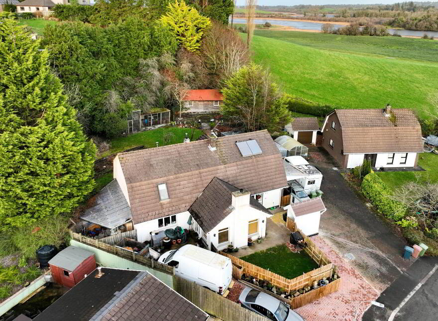 12 Drumlyon Drive, Enniskillen, BT74 5LP