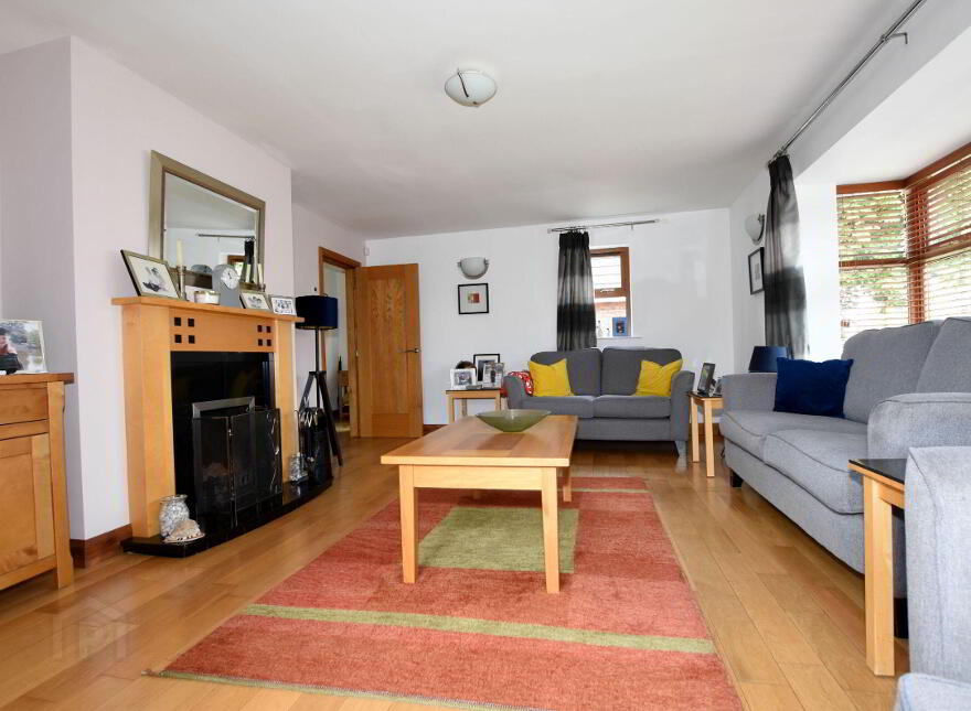 2 Henley Hall, Hillsborough, BT26 6RZ