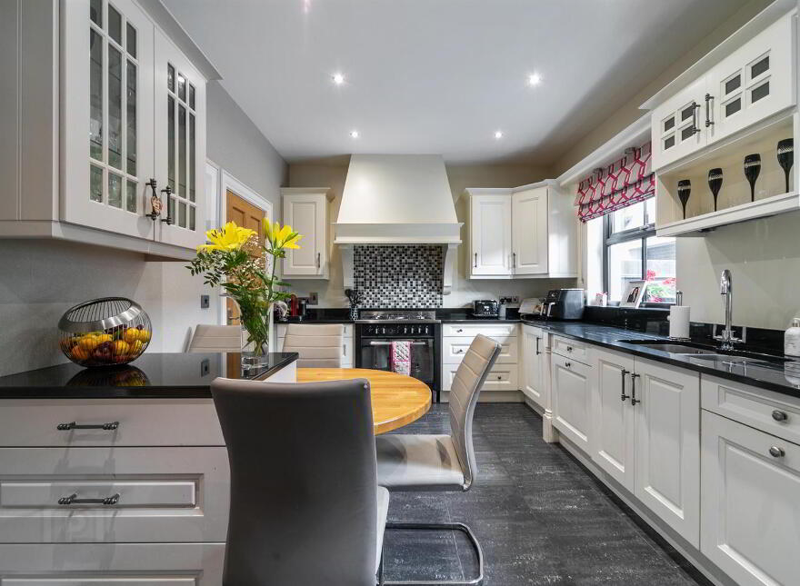 2 Magheraknock Park, Ballynahinch, BT24 8FG