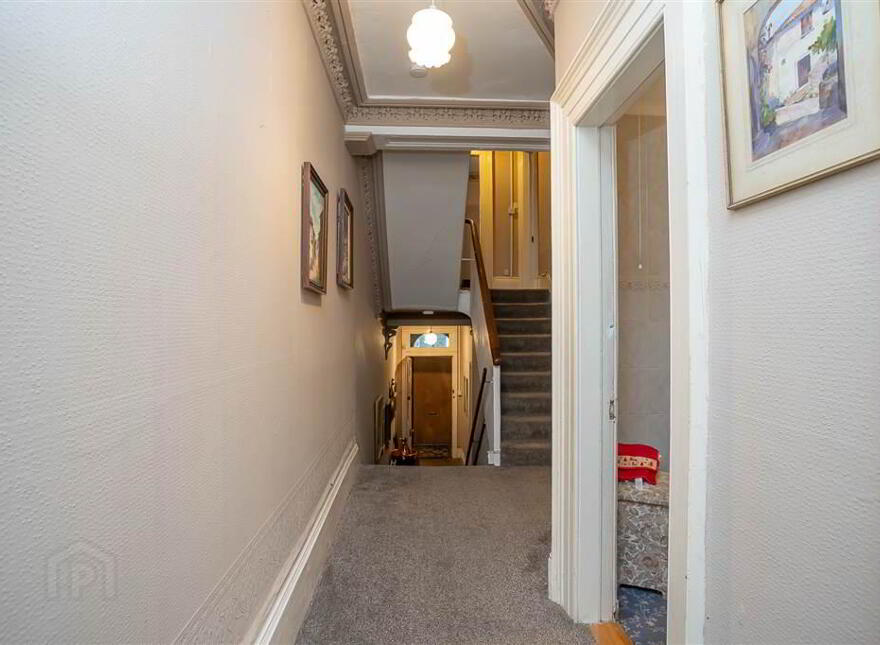 123 University Street, University Area, Belfast, BT7 1HP
