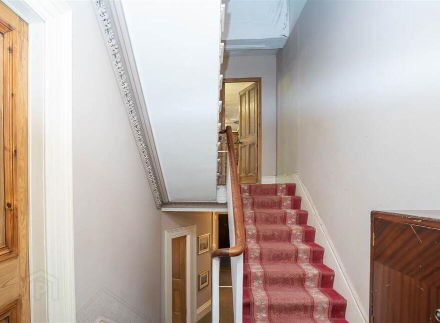 123 University Street, University Area, Belfast, BT7 1HP
