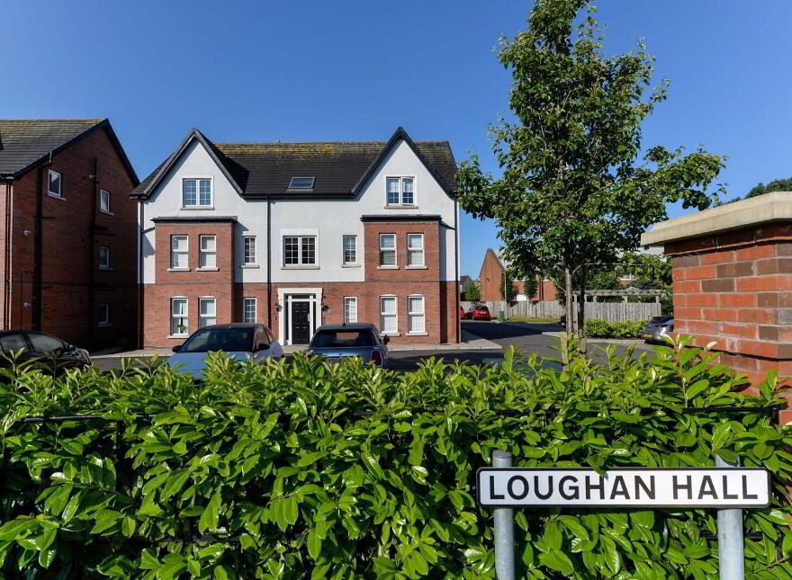 Apt 4, 1 Loughan Hall, Dundonald, Belfast, BT16 2FN photo