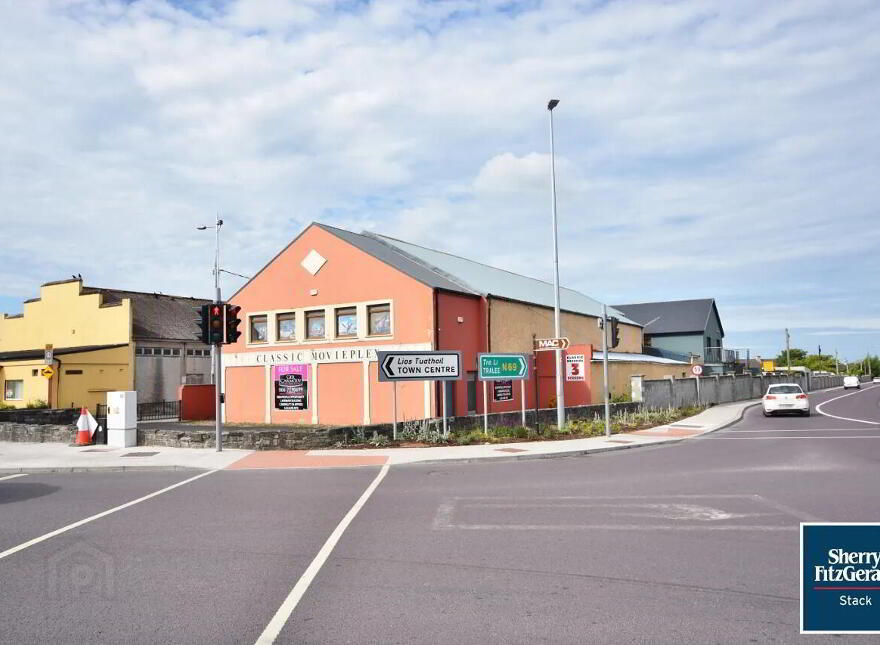 Upper William Street, Listowel, V31W447