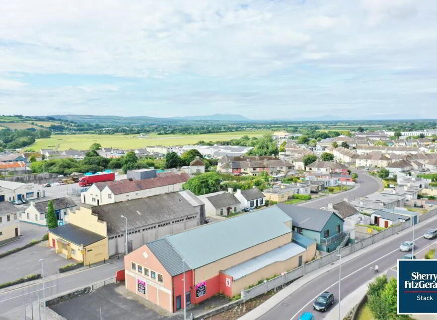 Upper William Street, Listowel, V31W447