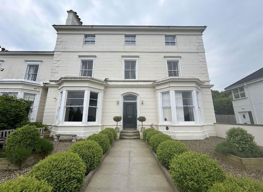 Apartment 1a 1 Ardmore Terrace, Victoria Road, Holywood, BT18 9BH photo