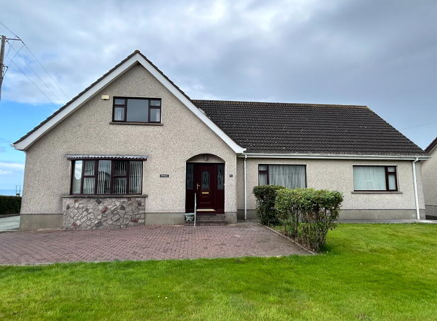 74 Kilkeel Road, Annalong, BT34 4TJ photo