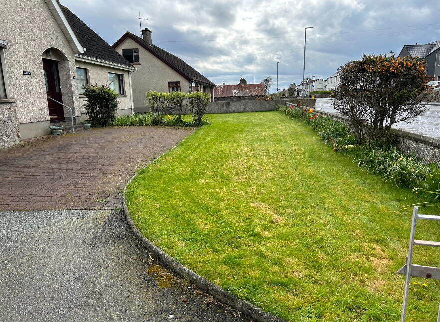 74 Kilkeel Road, Annalong, BT34 4TJ