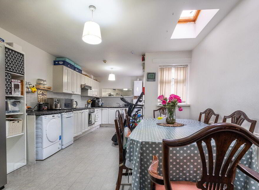 82 Edinburgh Street, Belfast, BT9 7DT