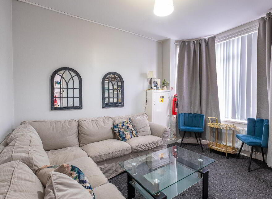 82 Edinburgh Street, Belfast, BT9 7DT
