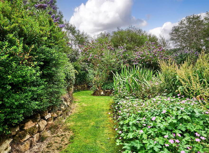26 Leeke Road, Bushmills, BT57 8UN