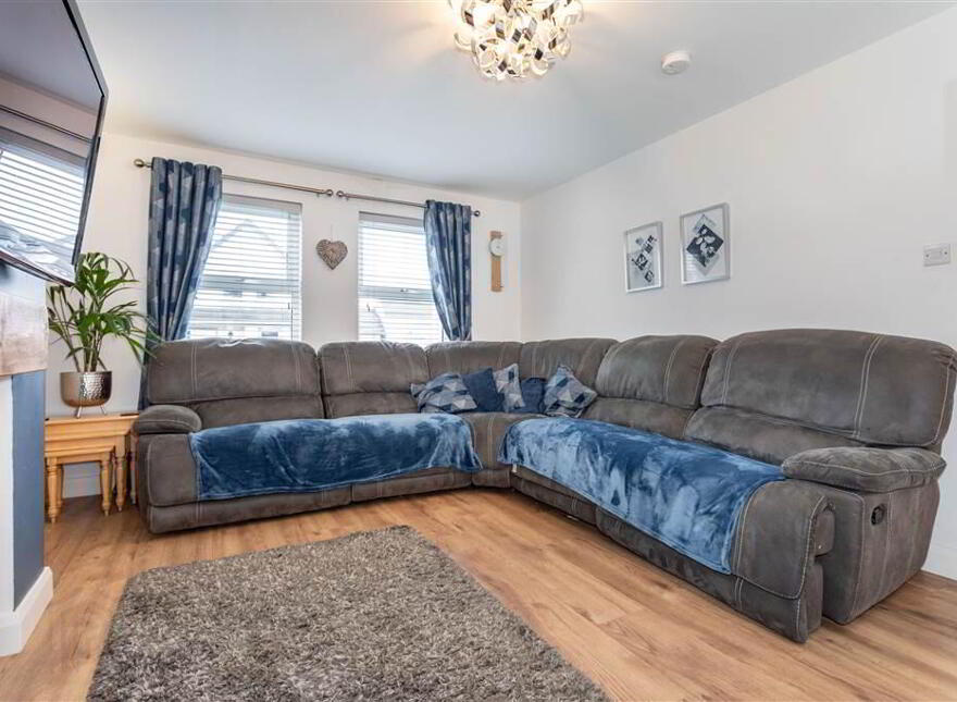 19 Old Court Manor, Cloughmills, Ballymena, BT44 9LW