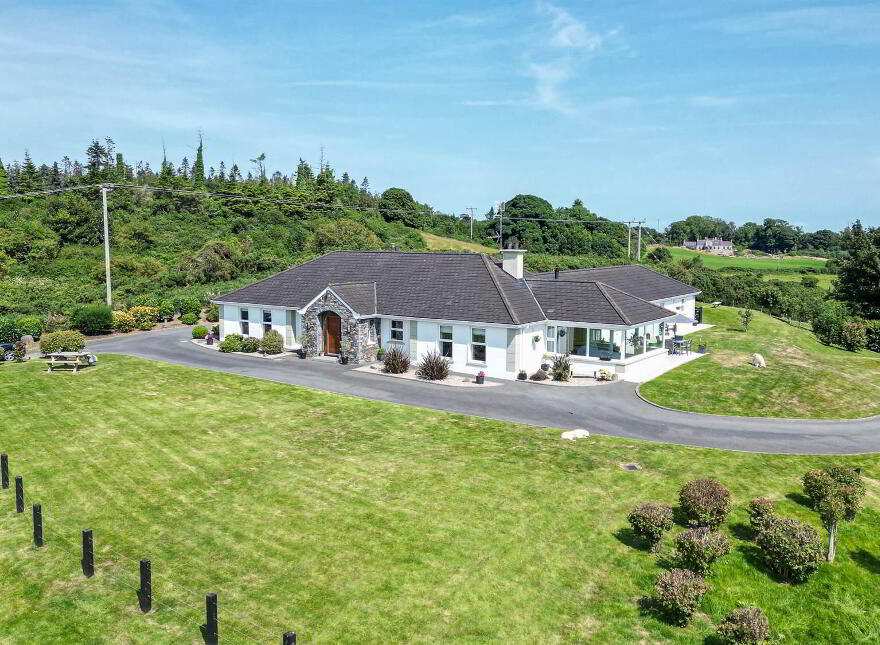 26 The Craig Road, Crossgar, Downpatrick, BT30 9BG photo