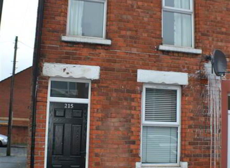 215 Donegall Road, Belfast, BT12 5NA photo