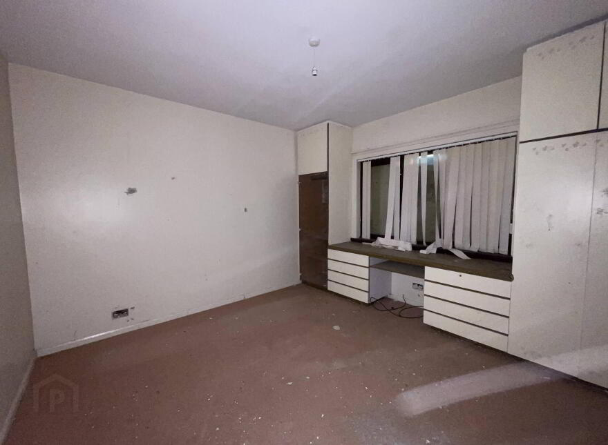 Semi-Detached , Dwellings And Land Totalling, 0 5acres 1, 3 & 5 Kirkwo...Lisburn, BT28 3SA