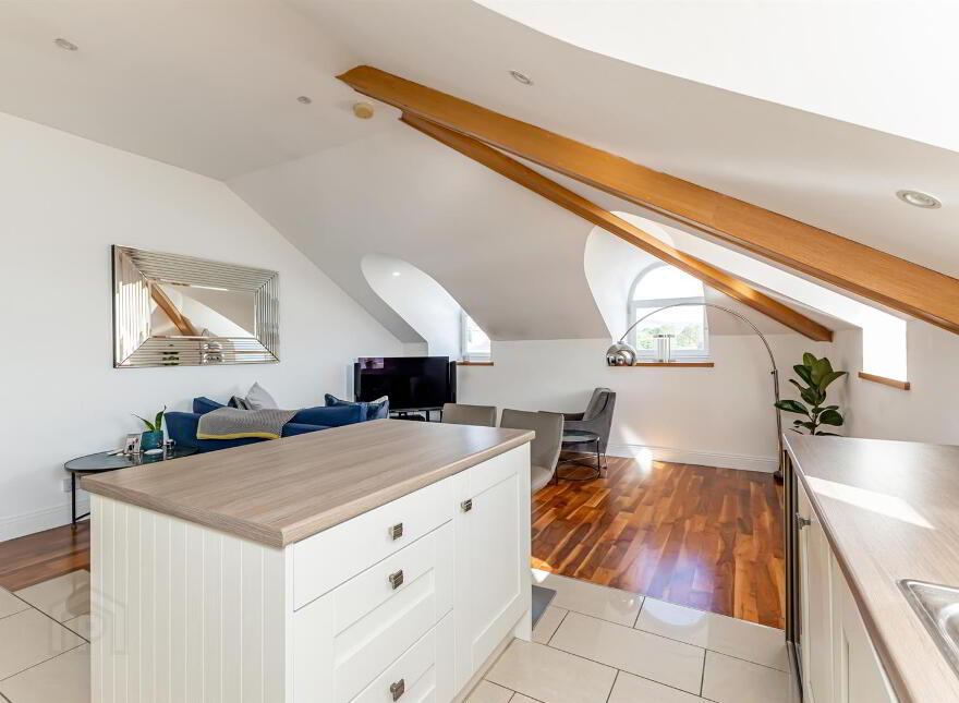54 Glenmore House, Lisburn, BT27 4QT